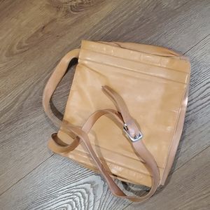 KENNETH COLE lap top sift leather bag.   #4760